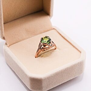 roundl cut, faceted peridot solitaire ring in solid sterling silver size 5.5